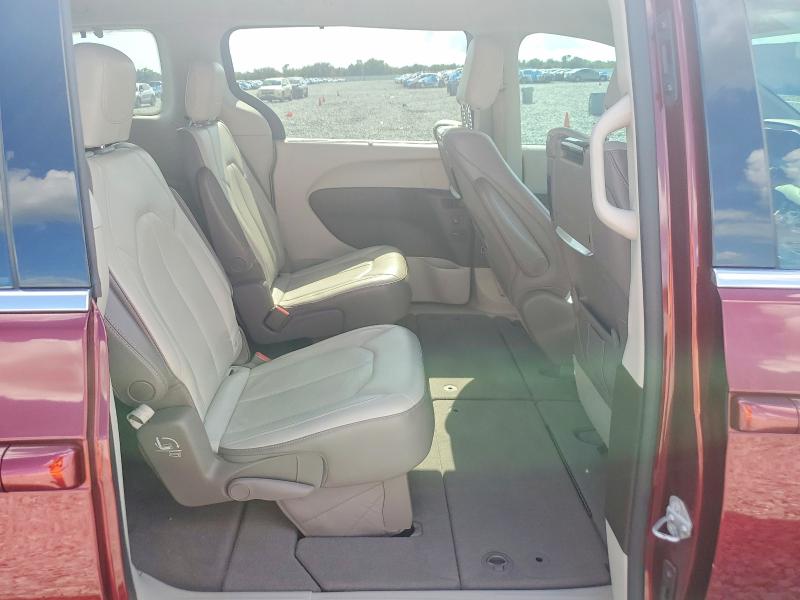 54450706 :رقم المزاد ، 2C4RC1EG0HR669963 vin ، 2017 Chrysler Pacifica مزاد بيع