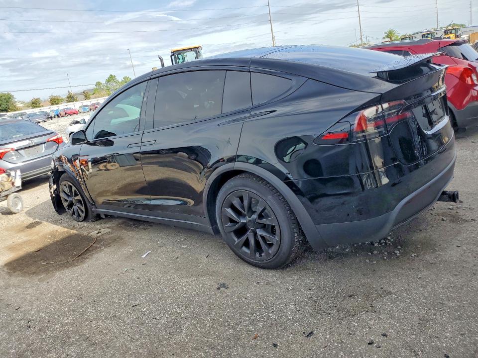 Продаж на аукціоні авто 2022 Tesla Model X, vin: 7SAXCBE62NF345475, номер лоту: 54048846