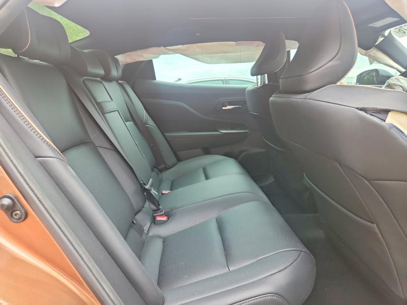 53250676 :رقم المزاد ، JTDAFAAF5P3002217 vin ، 2023 Toyota Crown مزاد بيع