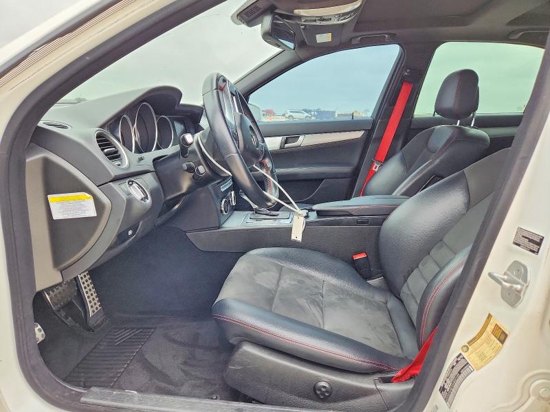 2013 Mercedes-benz C მანქანა იყიდება აუქციონზე, vin: WDDGF4HB7DA802125, აუქციონის ნომერი: 51833836