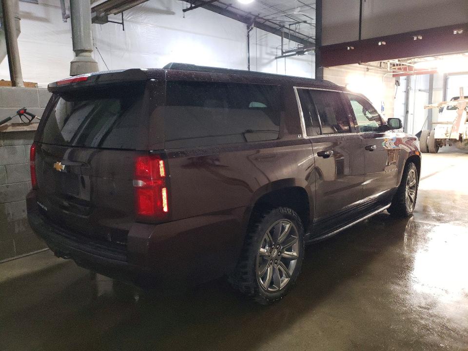 2017 Chevrolet Suburban მანქანა იყიდება აუქციონზე, vin: 1GNSKHKC3HR262957, აუქციონის ნომერი: 54325446