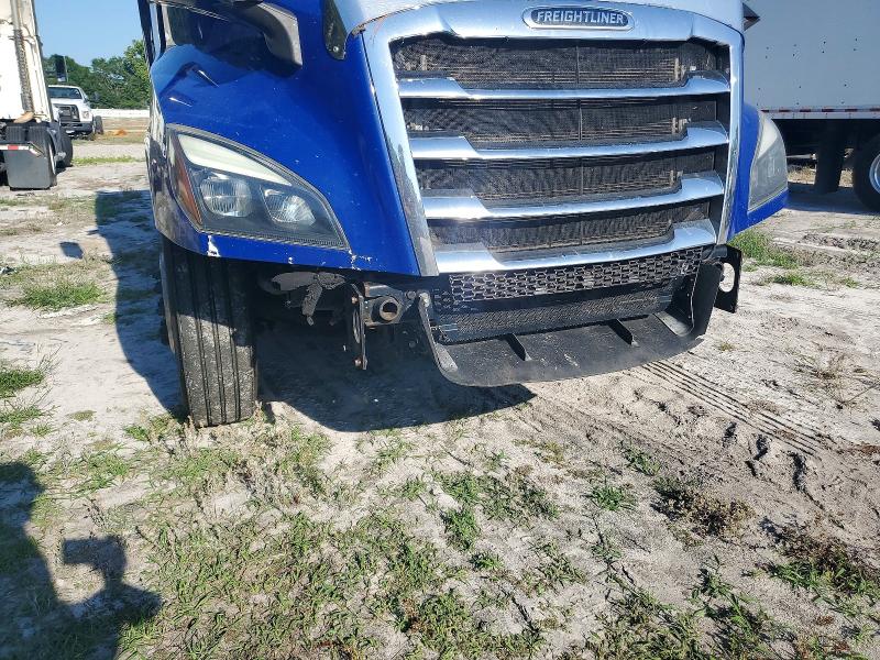 Продажа на аукционе авто 2021 Freightliner Cascadia 126, vin: 3AKJHHDRXMSMK8471, номер лота: 52103866