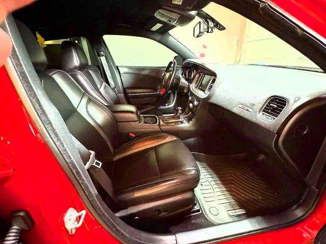 55658536 :رقم المزاد ، 2C3CDXGJ6KH638927 vin ، 2019 Dodge Charger مزاد بيع