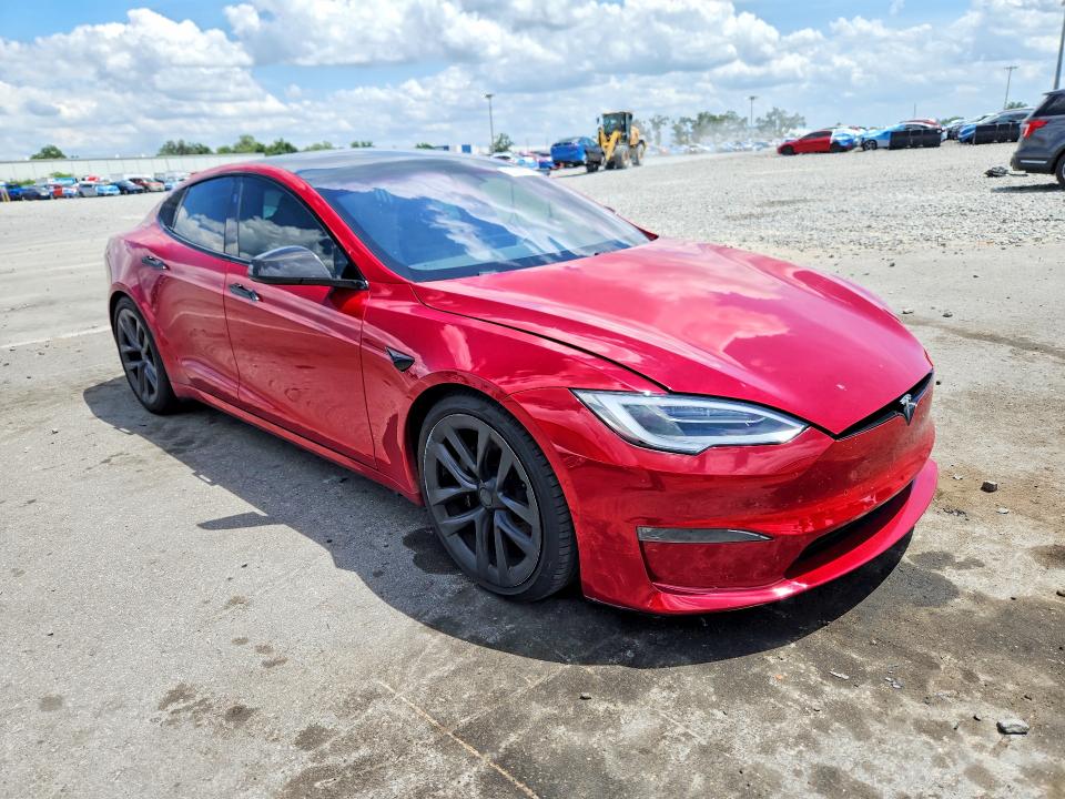 51589096 :رقم المزاد ، 5YJSA1E56MF436665 vin ، 2021 Tesla Model S مزاد بيع