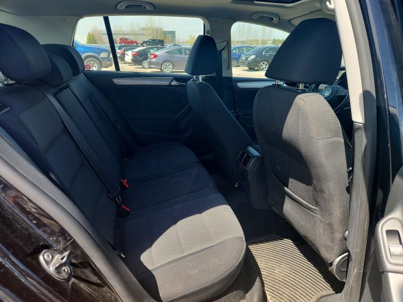 53262926 :رقم المزاد ، WVWDA7AJ7AW106507 vin ، 2010 Volkswagen Golf مزاد بيع