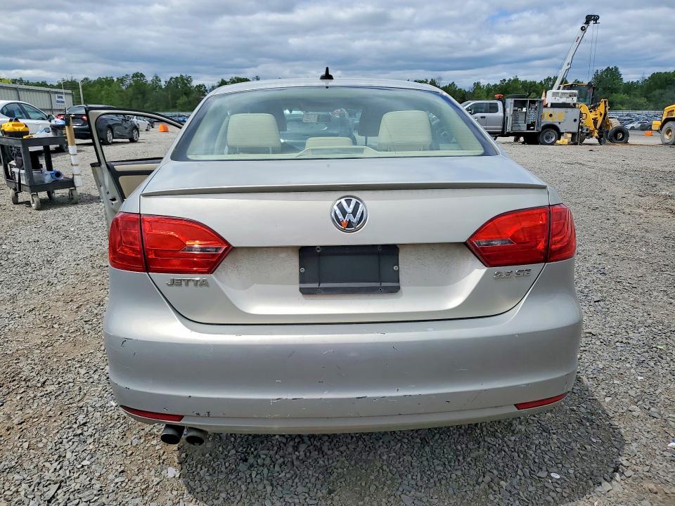53760106 :رقم المزاد ، 3VWDP7AJ8CM313020 vin ، 2012 Volkswagen Jetta مزاد بيع