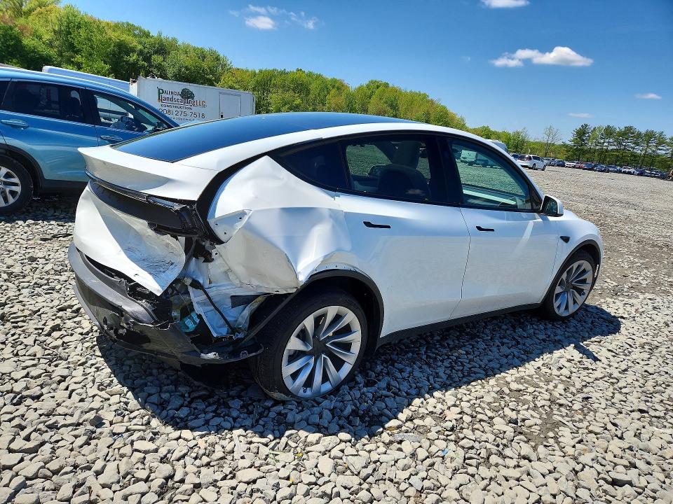2026 Tesla Model Y მანქანა იყიდება აუქციონზე, vin: 7SAYGDEDXTA416435, აუქციონის ნომერი: 51827356
