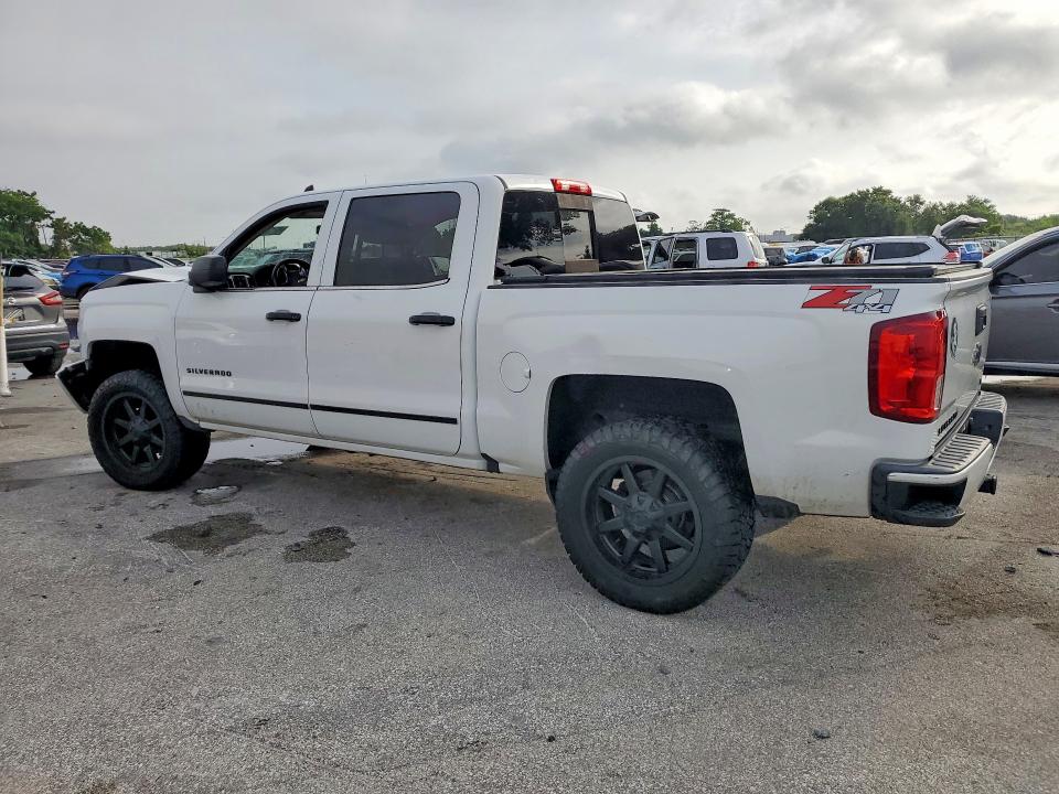 55133886 :رقم المزاد ، 3GCUKSECXHG320573 vin ، 2017 Chevrolet Silverado مزاد بيع