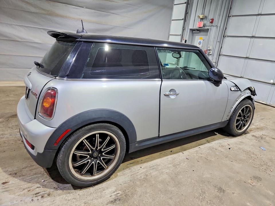 Продажа на аукционе авто 2008 Mini Cooper, vin: WMWMF73588TT87260, номер лота: 53760736