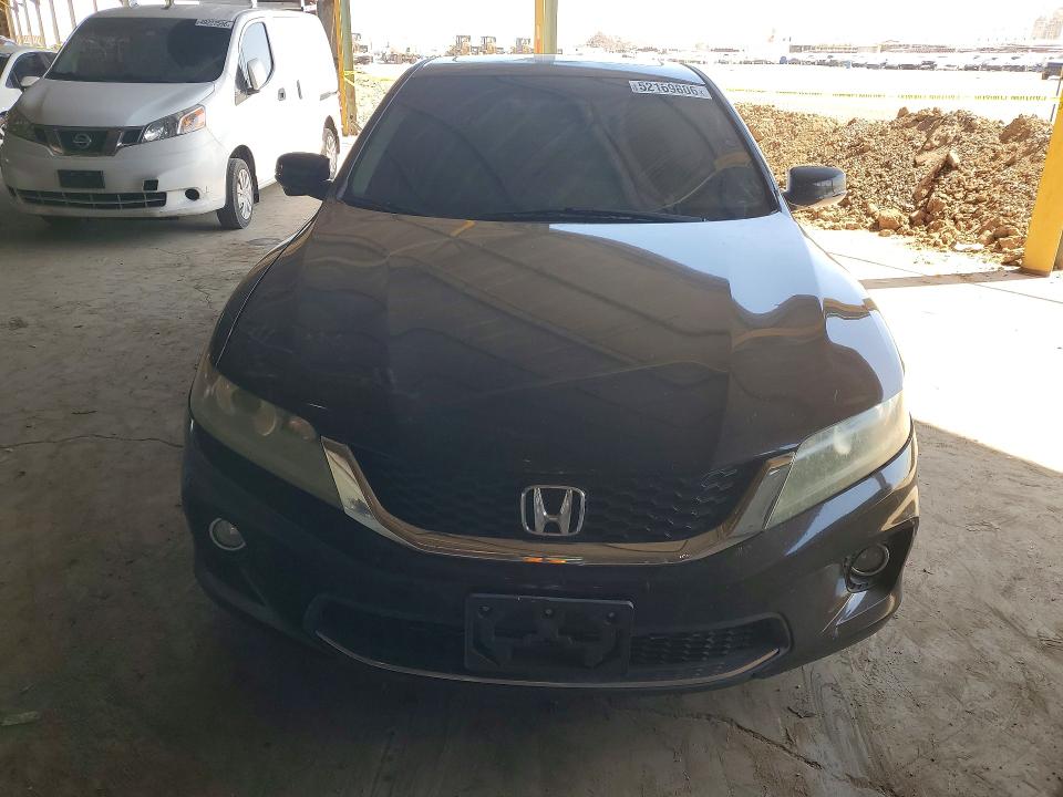 52169806 :رقم المزاد ، 1HGCT1B7XFA010950 vin ، 2015 Honda Accord مزاد بيع