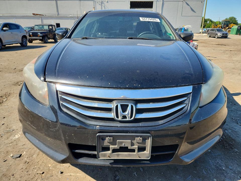 53774426 :رقم المزاد ، 1HGCP2F81CA206090 vin ، 2012 Honda Accord مزاد بيع