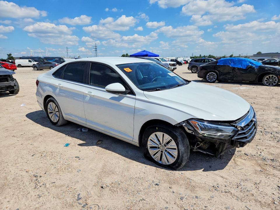 53542496 :رقم المزاد ، 3VWN57BU9KM096448 vin ، 2019 Volkswagen Jetta مزاد بيع