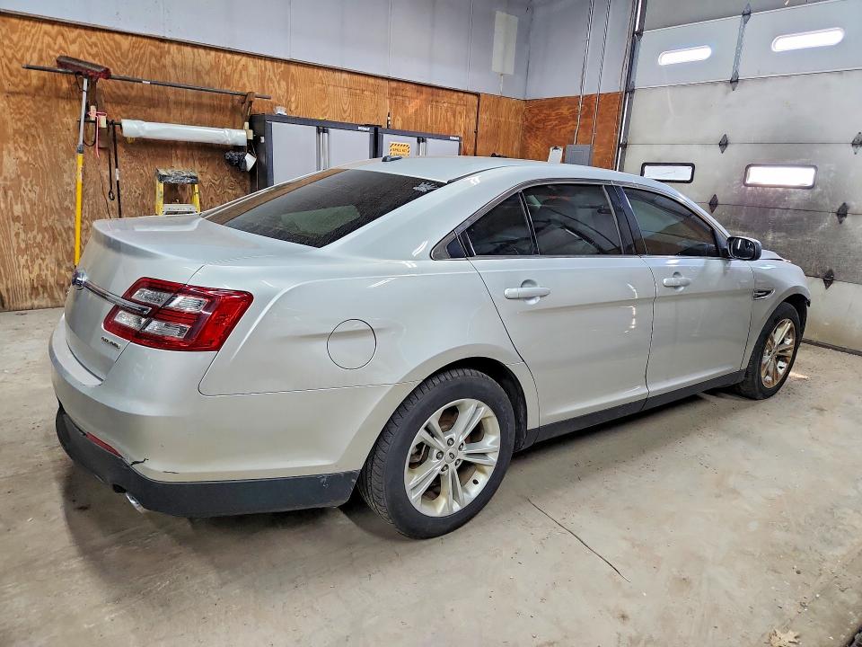 2015 Ford Taurus მანქანა იყიდება აუქციონზე, vin: 1FAHP2D84FG176999, აუქციონის ნომერი: 54547016