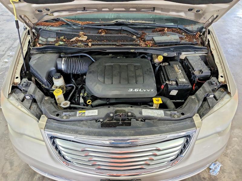 2013 Chrysler Town & Country მანქანა იყიდება აუქციონზე, vin: 2C4RC1BG2DR669977, აუქციონის ნომერი: 54661936