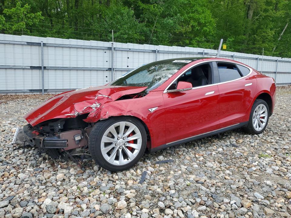 Продажа на аукционе авто 2015 Tesla Model S, vin: 5YJSA1H29FFP73450, номер лота: 54461706