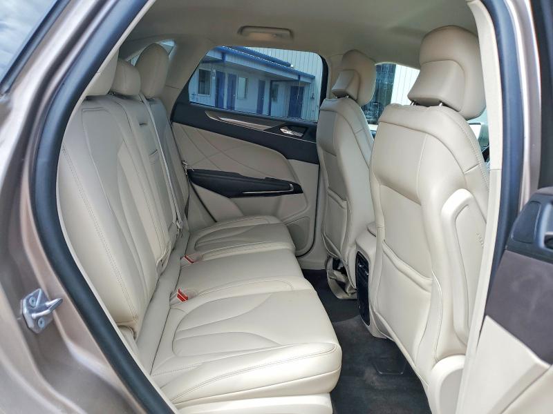 Aukcja sprzedaży 2018 Lincoln Mkc, vin: 5LMCJ1C98JUL08093, numer aukcji: 53302076