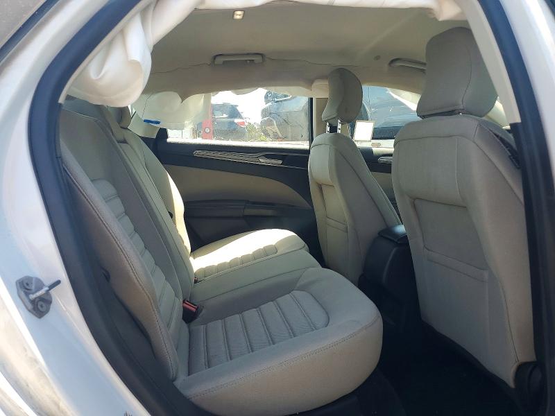 54354126 :رقم المزاد ، 3FA6P0UU0JR100965 vin ، 2018 Ford Fusion مزاد بيع