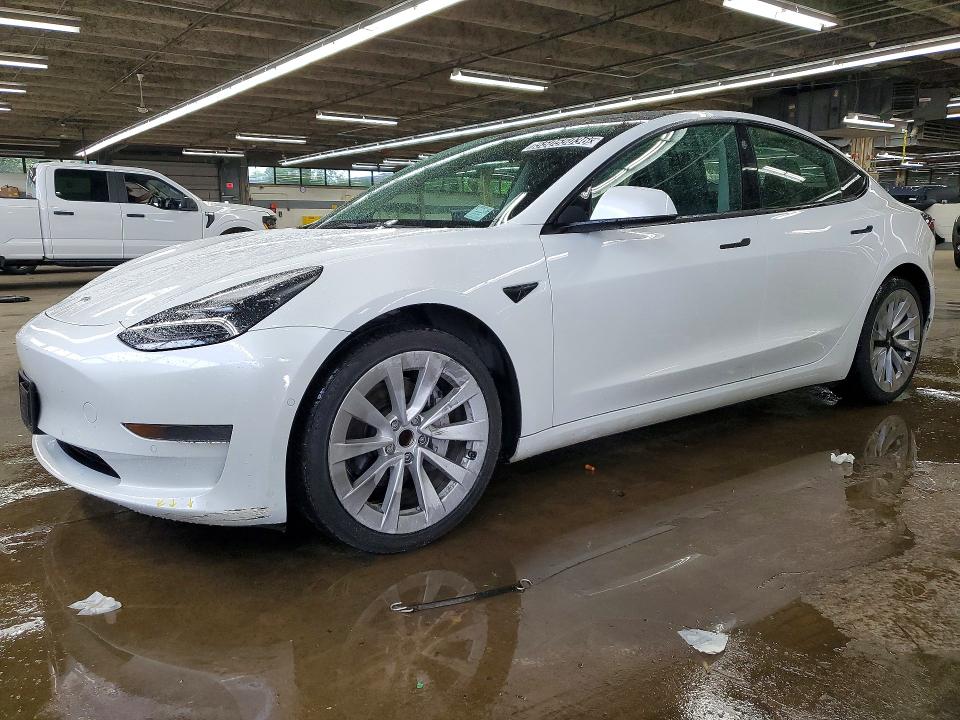 Auction sale of the 2022 Tesla Model 3, vin: 5YJ3E1EA2NF304526, lot number: 55055036