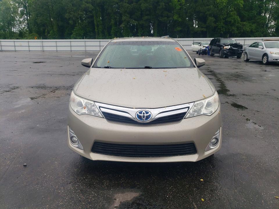 52431326 :رقم المزاد ، 4T1BD1FK8EU121964 vin ، 2014 Toyota Camry Hybrid مزاد بيع