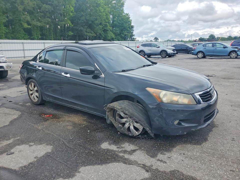52669006 :رقم المزاد ، 1HGCP36858A072147 vin ، 2008 Honda Accord مزاد بيع