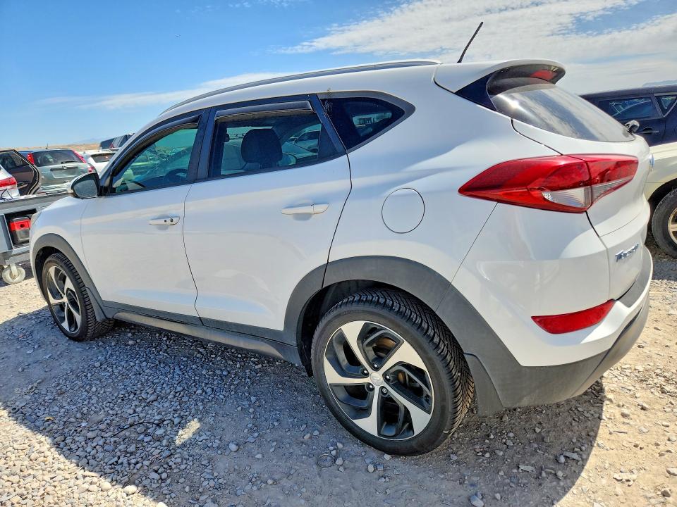 2016 Hyundai Tucson მანქანა იყიდება აუქციონზე, vin: KM8J33A25GU230547, აუქციონის ნომერი: 55578266