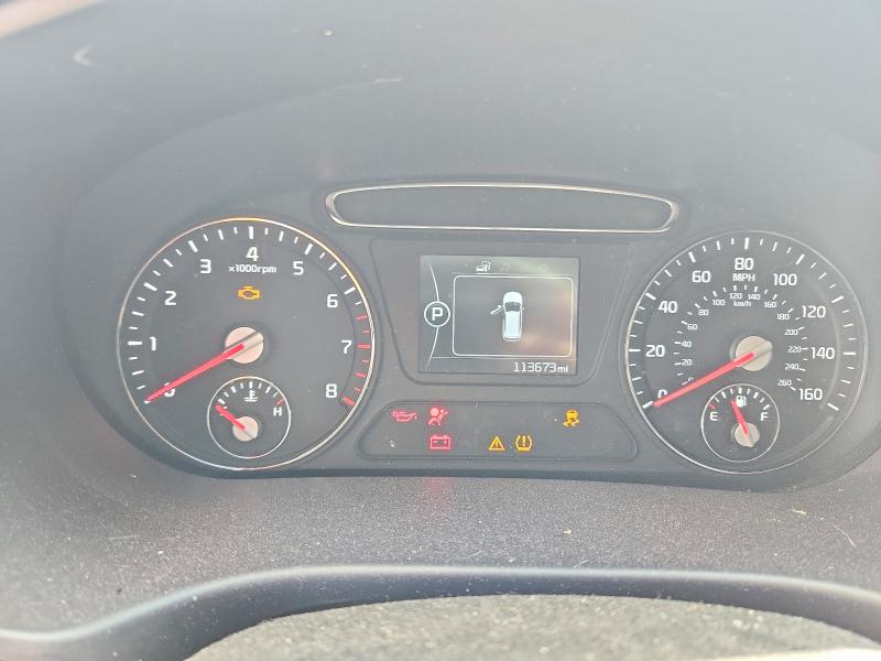 52468106 :رقم المزاد ، 5XYPG4A33JG358411 vin ، 2018 Kia Sorento مزاد بيع