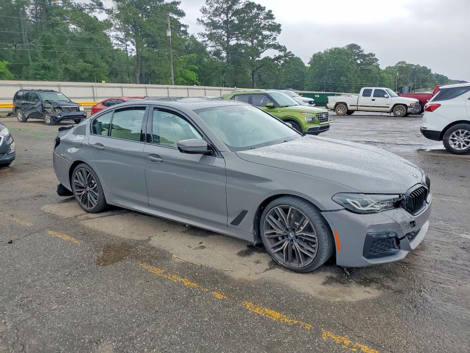 52735196 :رقم المزاد ، WBA53BH04MCF27802 vin ، 2021 Bmw 530 مزاد بيع