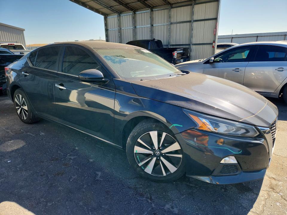 2022 Nissan Altima მანქანა იყიდება აუქციონზე, vin: 1N4BL4DV4NN365648, აუქციონის ნომერი: 52949756