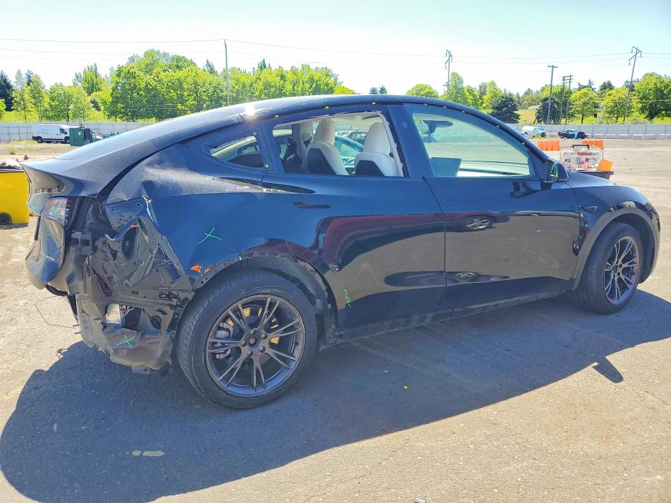 Продажа на аукционе авто 2024 Tesla Model Y, vin: 7SAYGDEEXRF129701, номер лота: 51867486