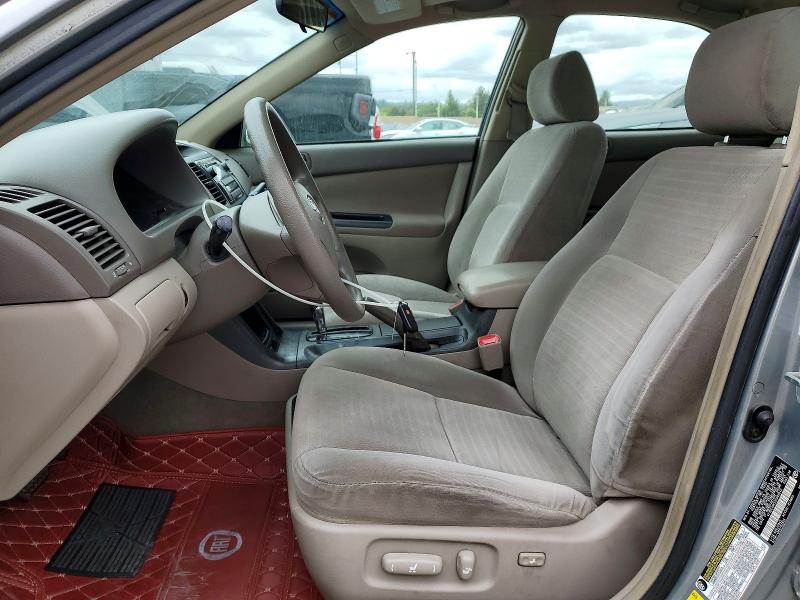 51893186 :رقم المزاد ، 4T1BE30K55U509042 vin ، 2005 Toyota Camry مزاد بيع