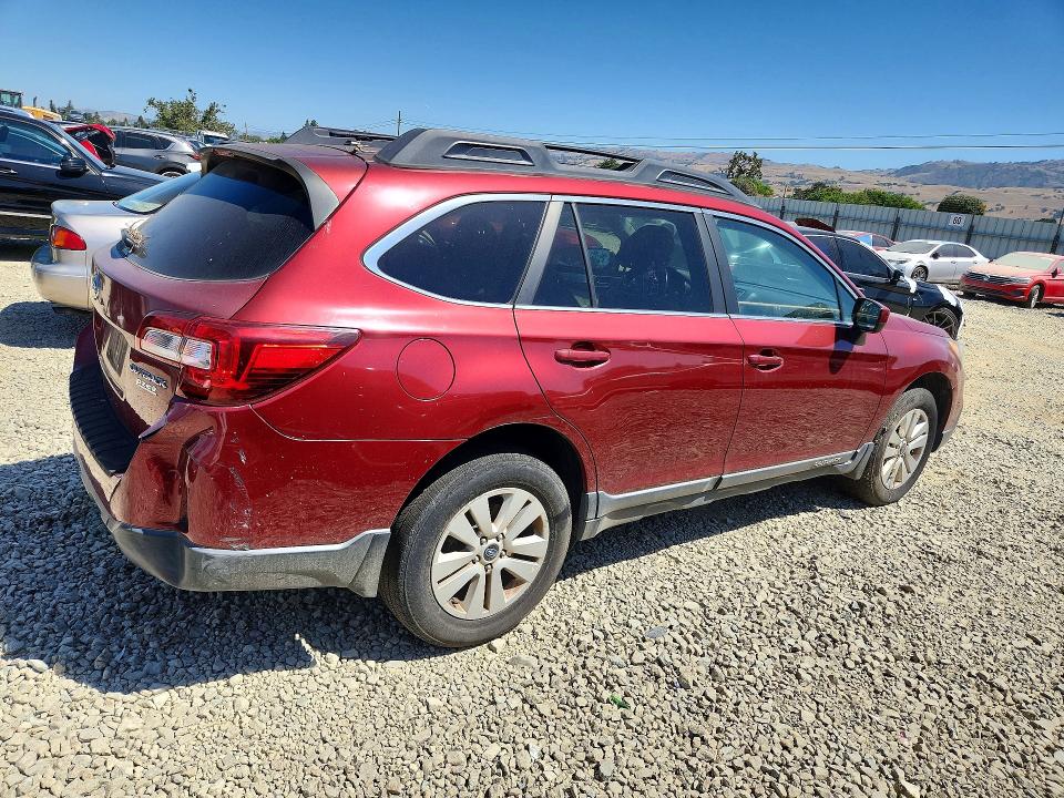 54540656 :رقم المزاد ، 4S4BSACC8F3252368 vin ، 2015 Subaru Outback مزاد بيع