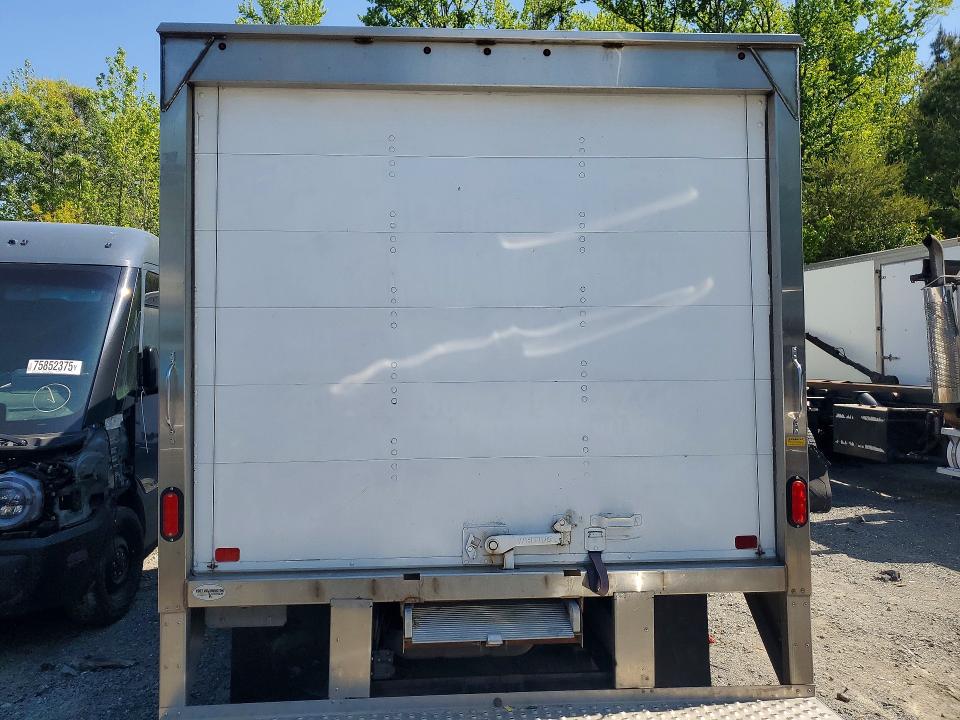 48711636 :رقم المزاد ، 1FDWE3FN1NDC09940 vin ، 2022 Ford Econoline مزاد بيع