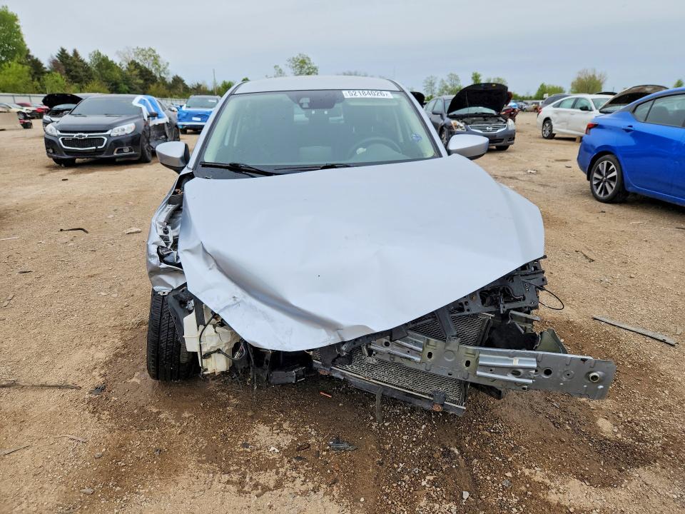 52184026 :رقم المزاد ، 3MYDLBYVXHY175489 vin ، 2017 Toyota Yaris Ia مزاد بيع