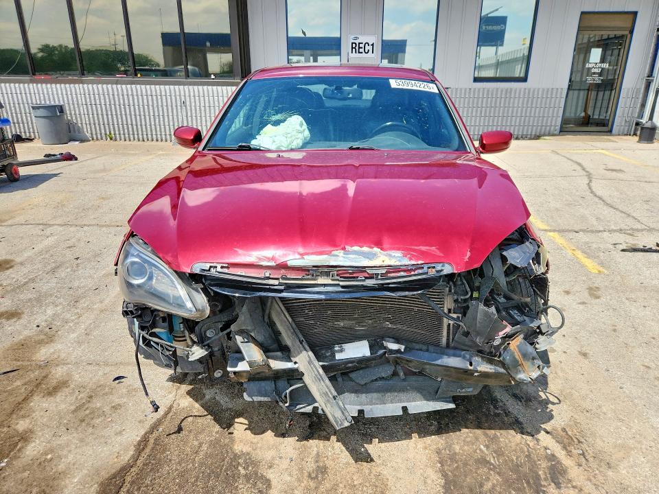 53994226 :رقم المزاد ، 1C3CCBCG5DN524539 vin ، 2013 Chrysler 200 مزاد بيع
