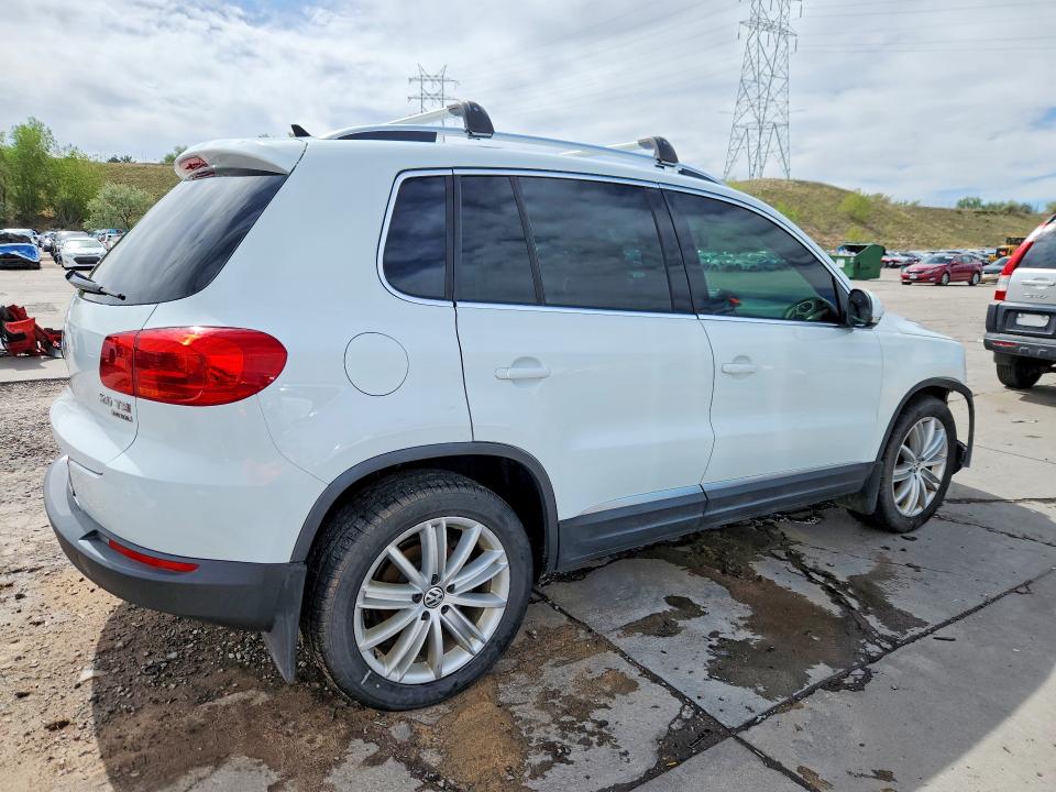 Продажа на аукционе авто 2014 Volkswagen Tiguan, vin: WVGBV3AX1EW624137, номер лота: 53620396