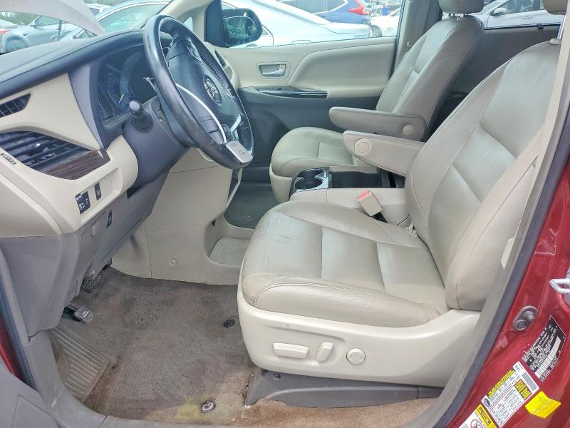 55096726 :رقم المزاد ، 5TDYZ3DC2HS794720 vin ، 2017 Toyota Sienna مزاد بيع