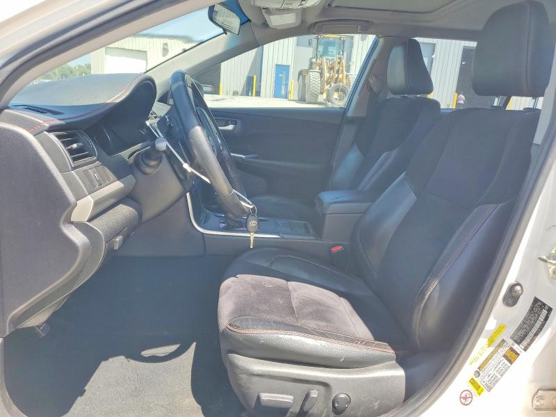 53219116 :رقم المزاد ، 4T1BF1FK6FU073070 vin ، 2015 Toyota Camry مزاد بيع