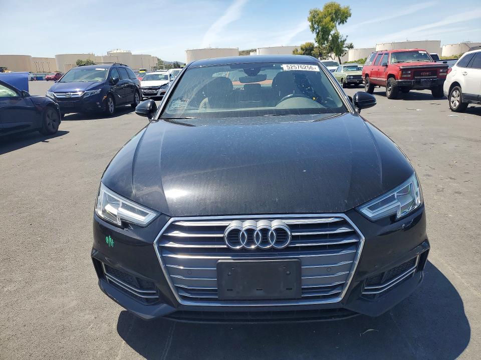 Aukcja sprzedaży 2018 Audi A4, vin: WAULMAF47JA044667, numer aukcji: 52576256