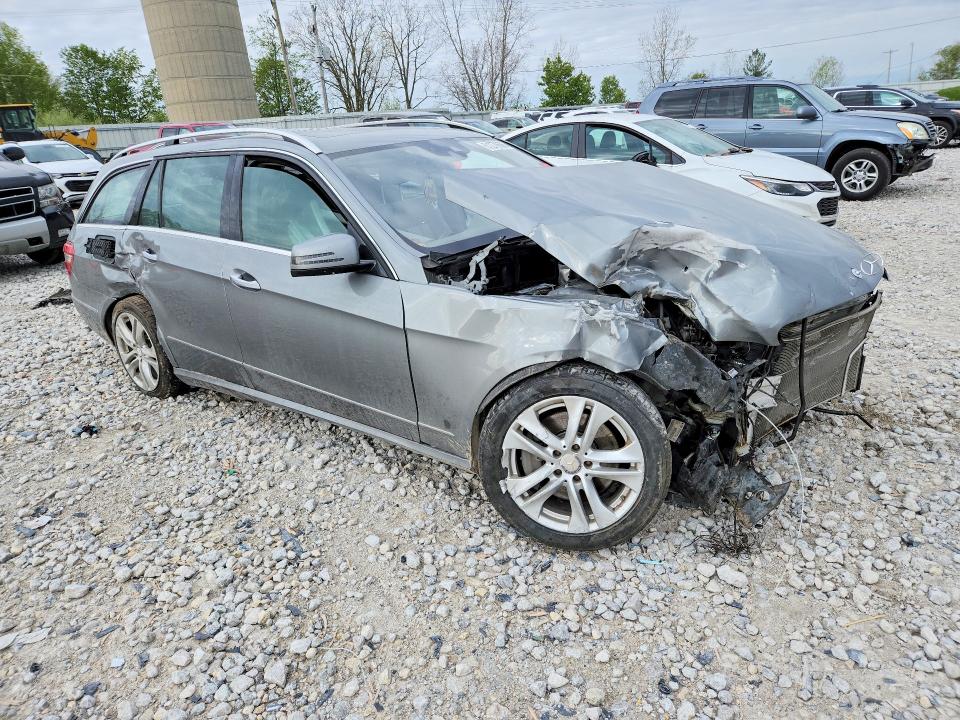 51279686 :رقم المزاد ، WDDHH8HB8BA303689 vin ، 2011 Mercedes-benz E مزاد بيع