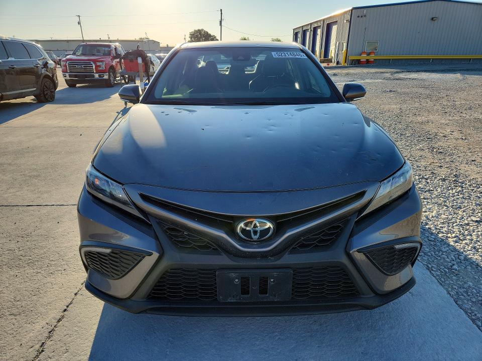 Продаж на аукціоні авто 2024 Toyota Camry, vin: 4T1G11AK1RU854286, номер лоту: 52314846