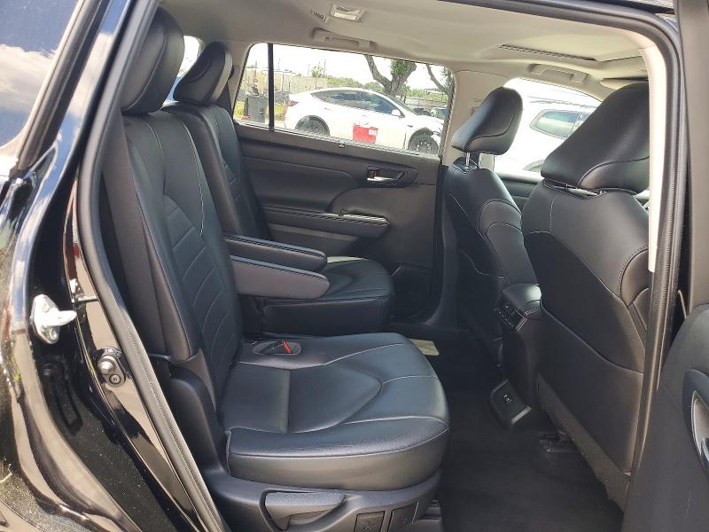 53734036 :رقم المزاد ، 5TDGZRAH8MS086366 vin ، 2021 Toyota Highlander مزاد بيع