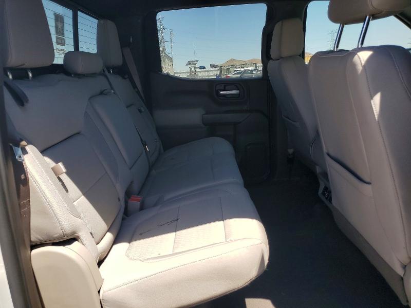 53639546 :رقم المزاد ، 3GCPWCET1MG208536 vin ، 2021 Chevrolet Silverado مزاد بيع
