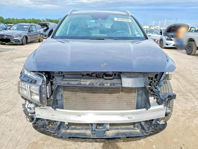 2023 Hyundai Santa Fe მანქანა იყიდება აუქციონზე, vin: 5NMS24AJ0PH652998, აუქციონის ნომერი: 52589236