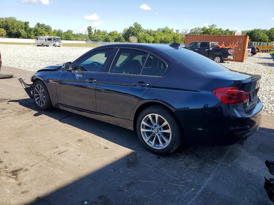 53737646 :رقم المزاد ، WBA8E1G3XHNU16336 vin ، 2017 Bmw 320 مزاد بيع