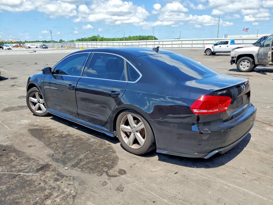 2015 Volkswagen Passat მანქანა იყიდება აუქციონზე, vin: 1VWAS7A36FC100818, აუქციონის ნომერი: 61688716