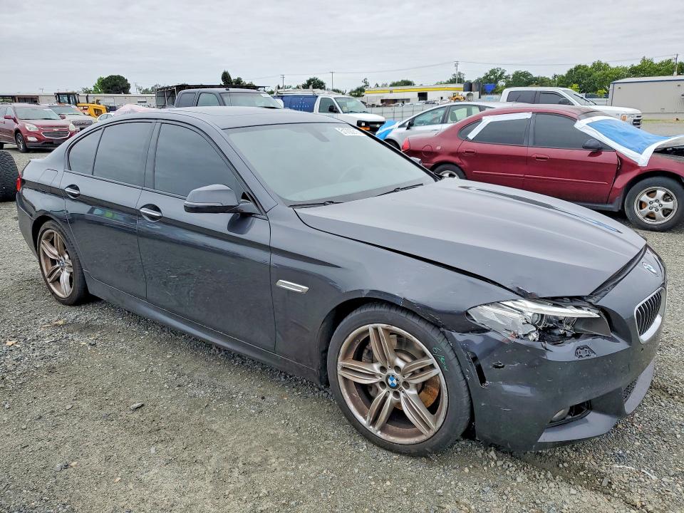 51700216 :رقم المزاد ، WBA5B1C55FD921819 vin ، 2015 Bmw 535 مزاد بيع