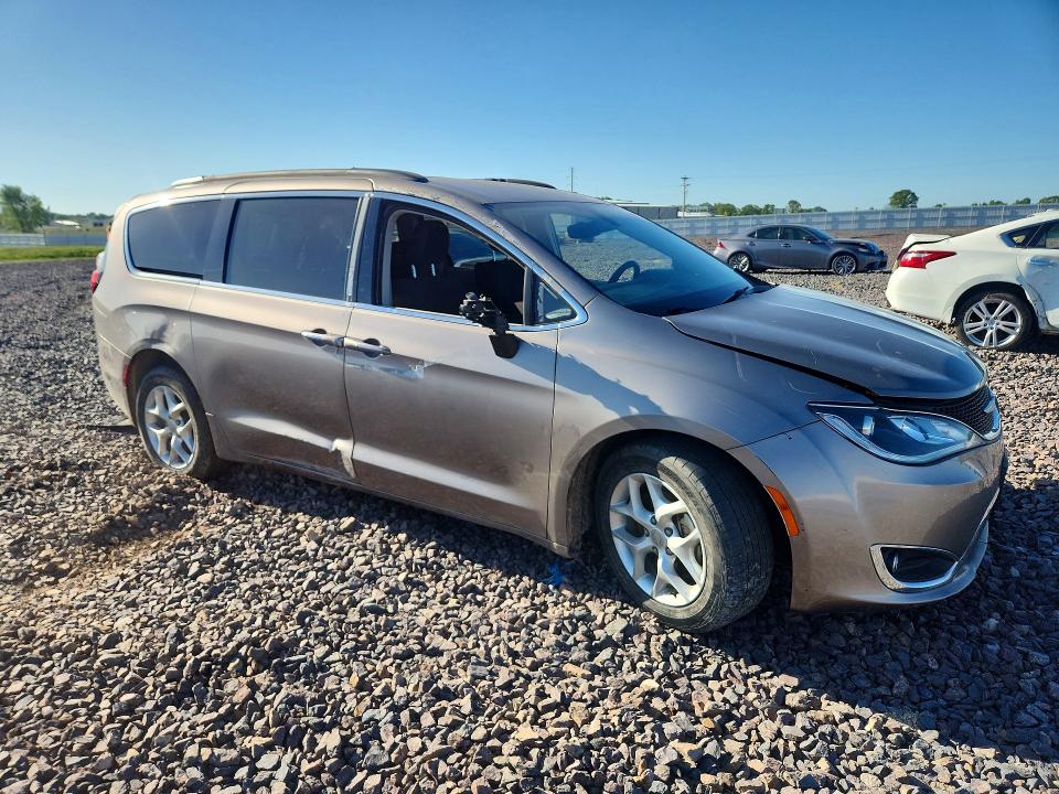 2017 Chrysler Pacifica მანქანა იყიდება აუქციონზე, vin: 2C4RC1BG1HR795950, აუქციონის ნომერი: 53258596