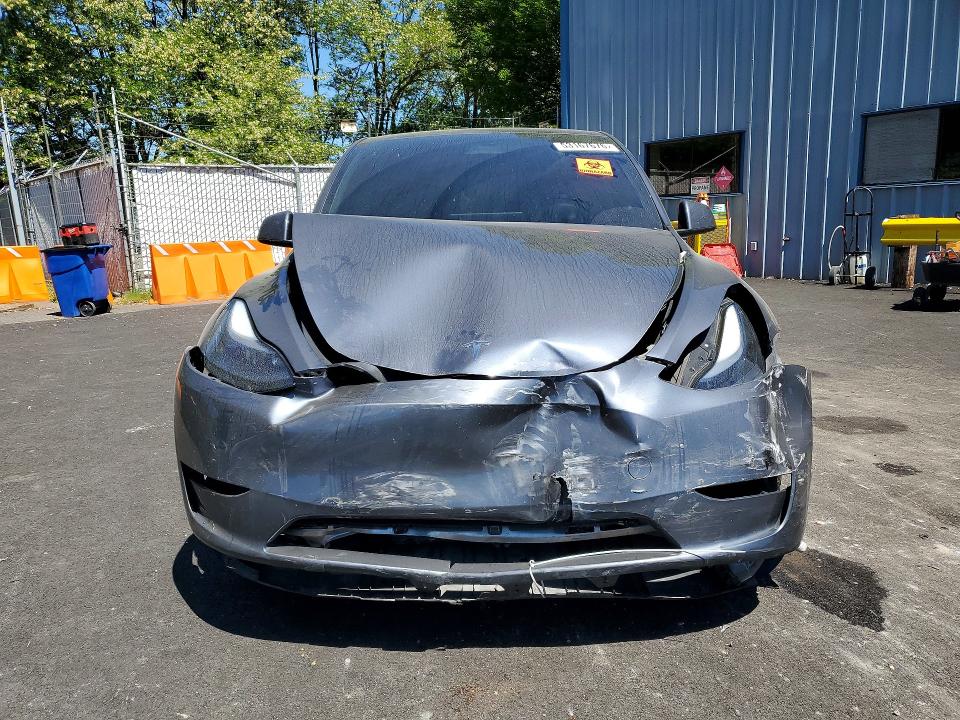 2023 Tesla Model Y მანქანა იყიდება აუქციონზე, vin: 7SAYGAEE0PF589025, აუქციონის ნომერი: 53167676
