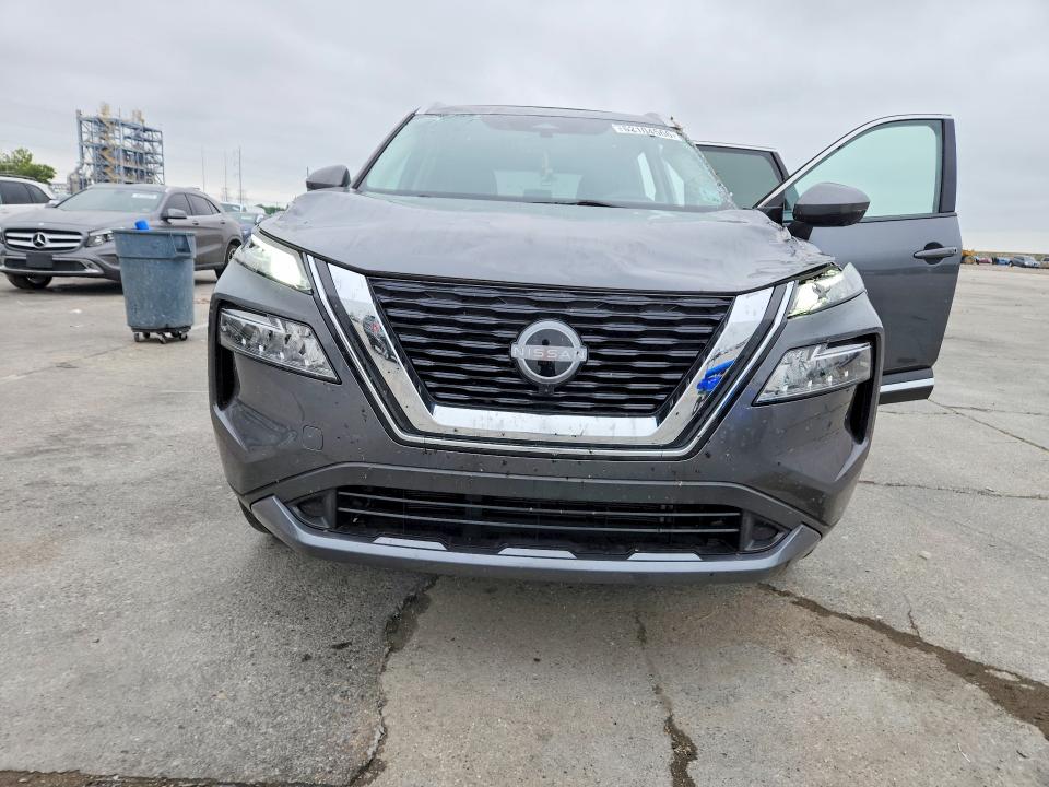 52104566 :رقم المزاد ، 5N1BT3CA2PC855082 vin ، 2023 Nissan Rogue مزاد بيع
