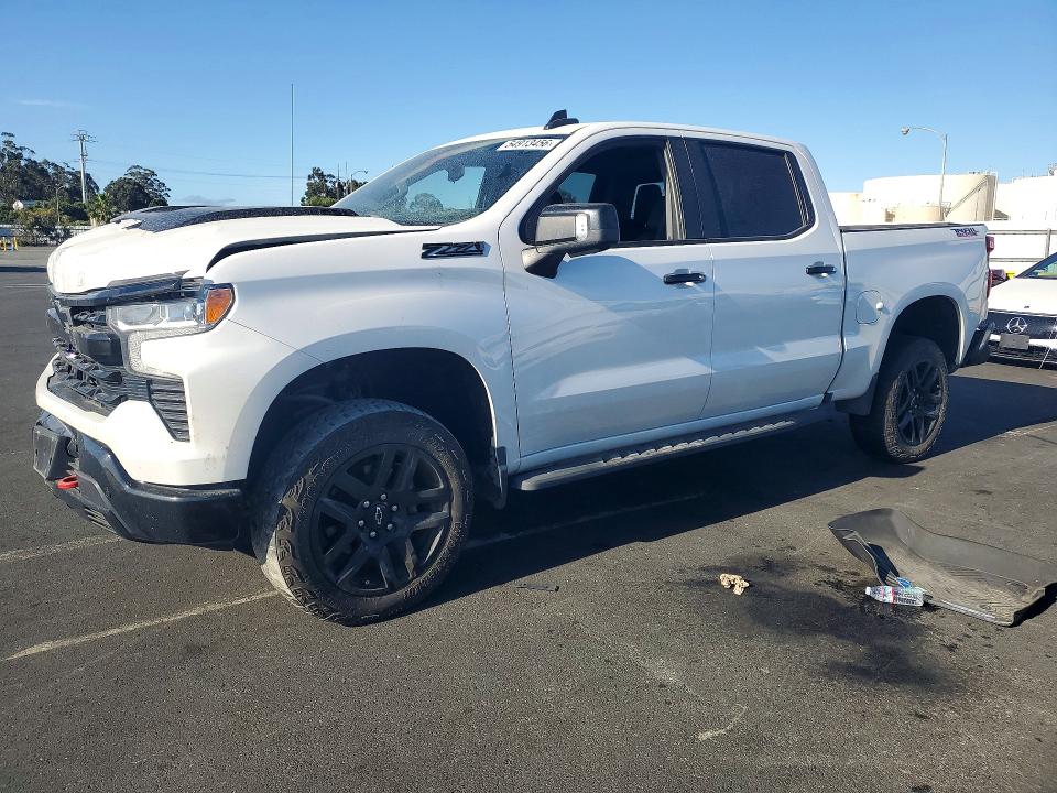 Auction sale of the 2024 Chevrolet Silverado, vin: 3GCUDFEL7RG156525, lot number: 54913456